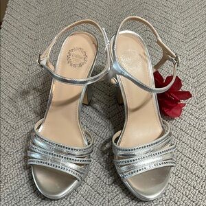 (NEW) I. Miller Women’s Sylas Heel Silver Sandals from JCP